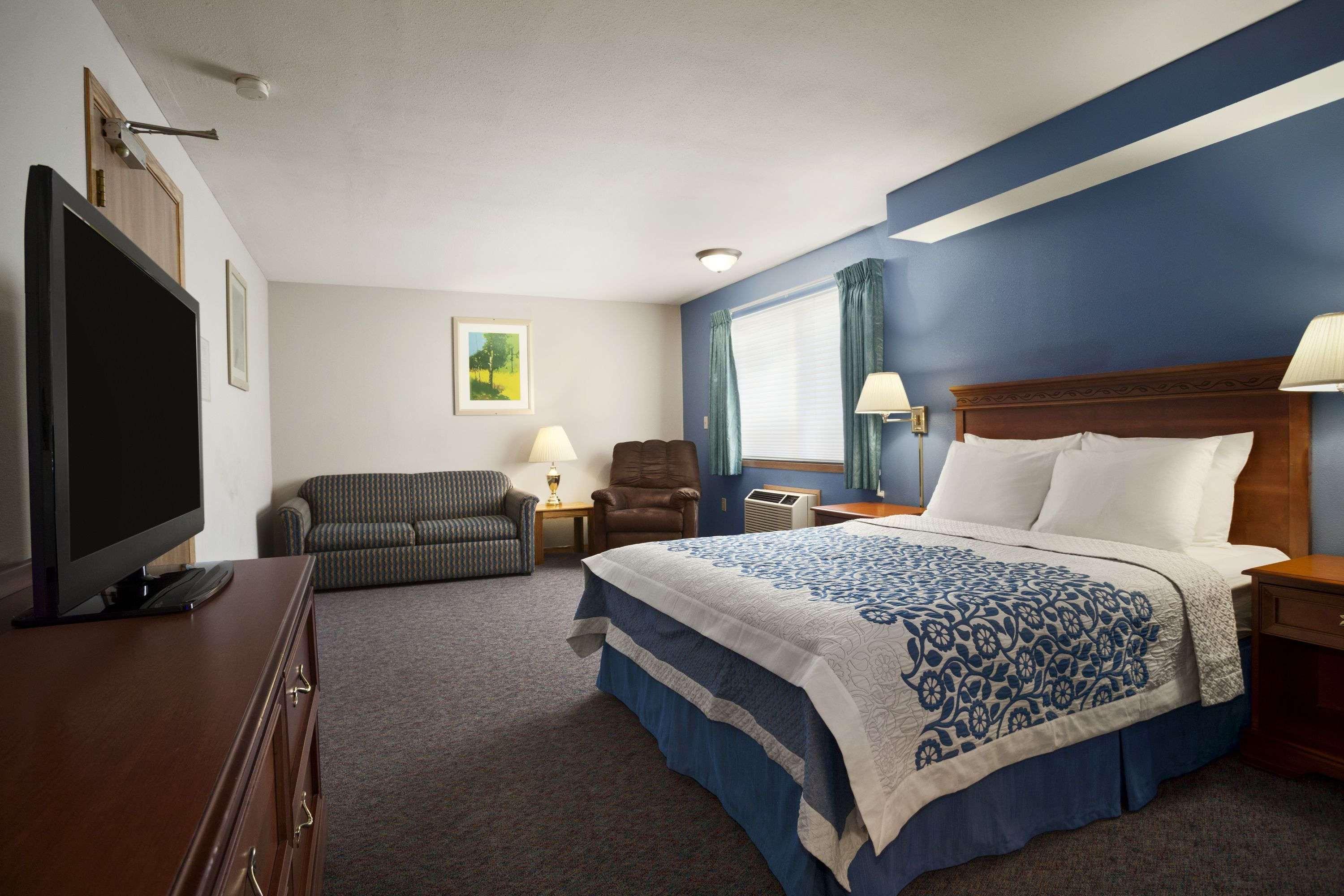 Days Inn By Wyndham Lacey Olympia Area Exteriör bild